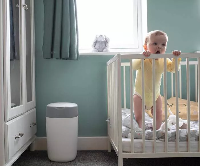 Twist & Click Diaper Bin