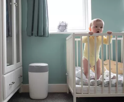 Twist & Click Diaper Bin