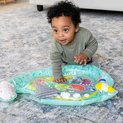 Infantino Tummy Time Pat & Play Water Mat –Baby Sensory Play Mat with Floating Toys, Air & Water Fillable for Motor Skill Development – for Newborns 3 Months+