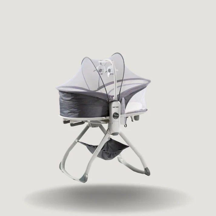 Mastela 6 in 1 Multi-Function Bassinet