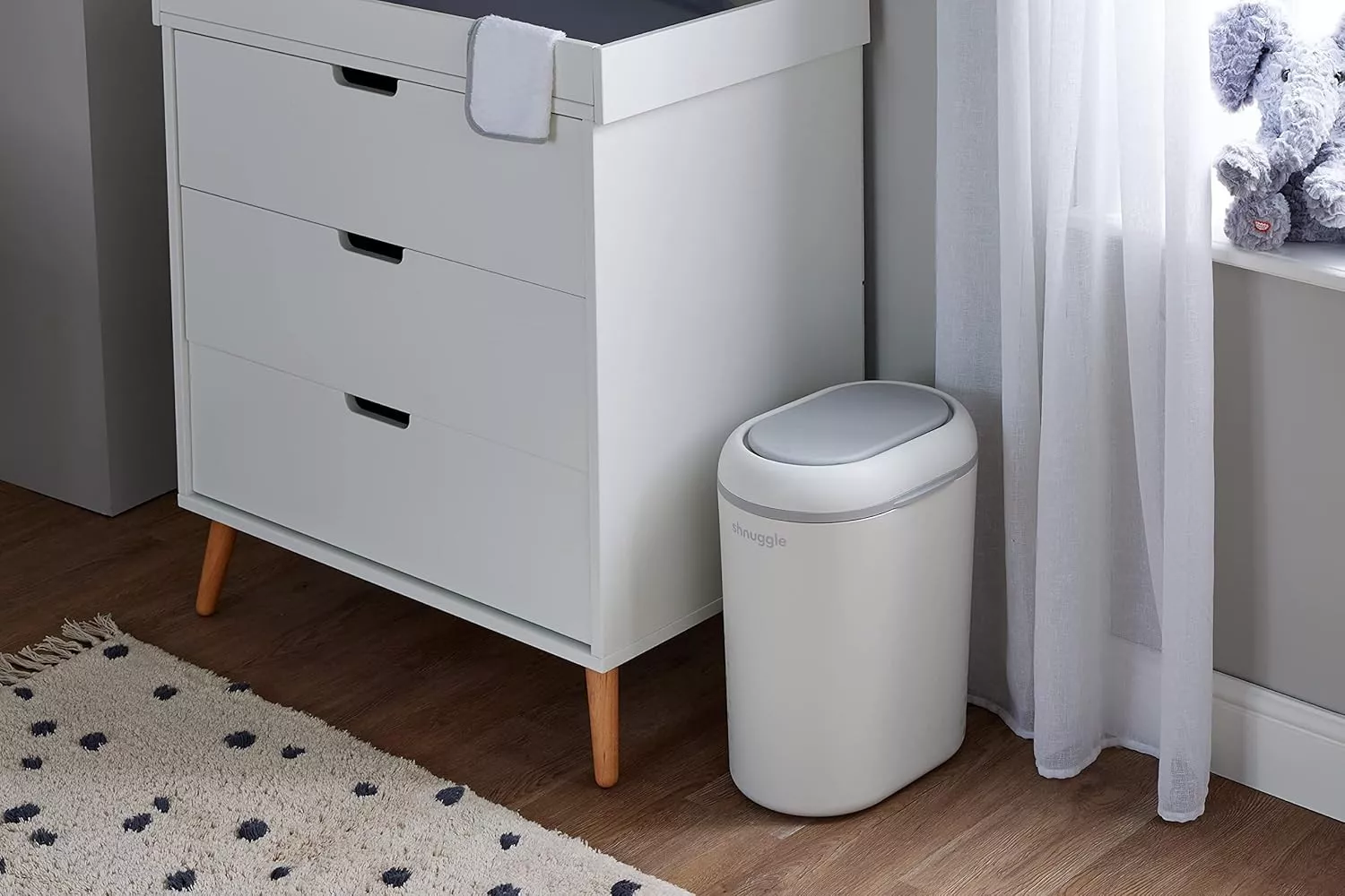 Shnuggle Eco-Touch Nappy Bin, White