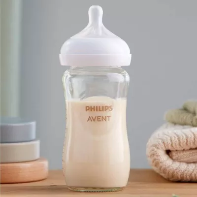 Philips Avent Glass Baby Bottle Newborn Gift Set