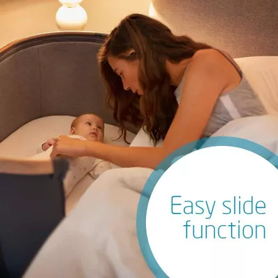 Maxi-Cosi Iora Co-Sleeper Crib – Foldable Baby Bedside Crib for 0-6 Months | Adjustable Incline & Height, Comfortable Mattress, Easy to Carry