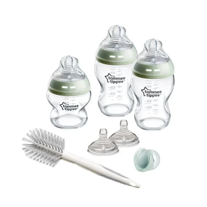Tommee Tippee Natural Start Glass Newborn Starter Set, 150ml and 250ml Anti-Colic Baby Bottles, 0 to 6 Months