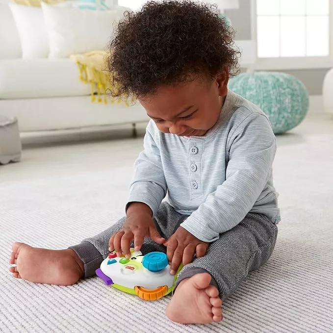 Fisher-Price Laugh & Learn Game & Learn Controller, Baby & Toddler Toy with Music, Lights & Learning Fun for Pretend Play, Ages 6+ Months
