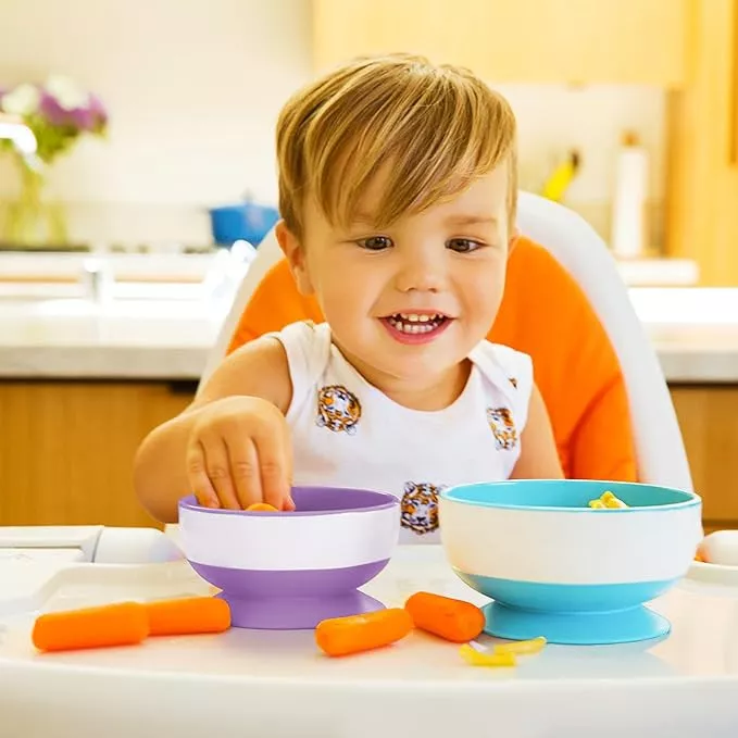 Munchkin Stay Put Feeding Suction Bowl for Babies, Pack of 3, Three different sizes and colors