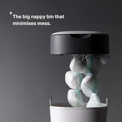 Tommee Tippee Twist and Click XL Sangenic Nappy Bin, with x1 Refill Cassette, Odour and Germ Protection, Antibacterial Film